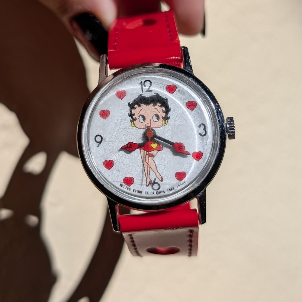 Vintage 1985 Red Betty Boop Wrist Watch